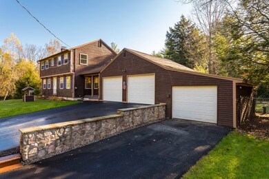2019_10_24 32BirchcroftLn-003-SMALL