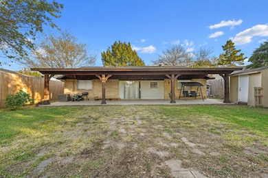 421 Woodmere Dr, Garland, TX 75043 - photo 2