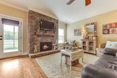 8314 Front Gate Cir 11
