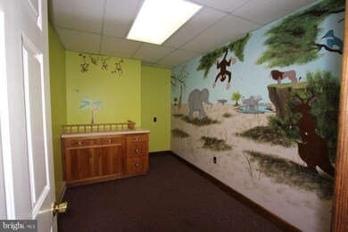 301 E Main St, New Holland, PA 17557 - photo 6