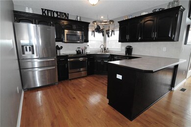 20799 S Skyview Ln, Spring Hill, KS 66083 - photo 5