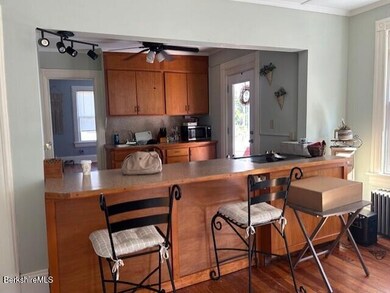 31 Dover St, North Adams, MA 01247 - photo 5