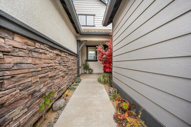 3063 Robinwood Ave, Clovis, CA 93619 - photo 6