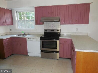 12808 Middlevale Ln, Silver Spring, MD 20906 - photo 5