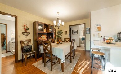 319 Williamette Ave, Lincoln, IL 62656 - photo 6