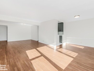 645 W 239th St unit 6C, Bronx, NY 10463 - photo 3