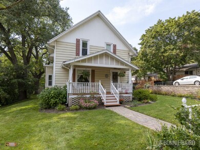 220 N Division St, Lowell, MI 49331 - photo 2