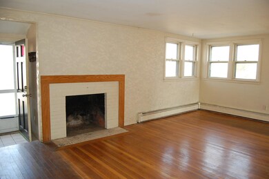 Living Rm