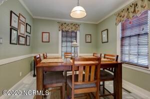 Fabulous breakfast room....