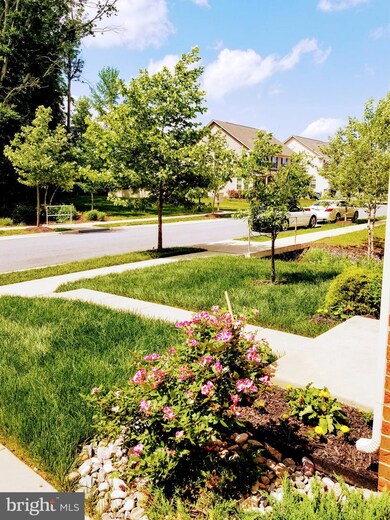 11779 Nationals Ln, Waldorf, MD 20602 - photo 3