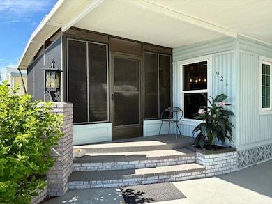 921 Orinoco W, Venice, FL 34285 - photo 5