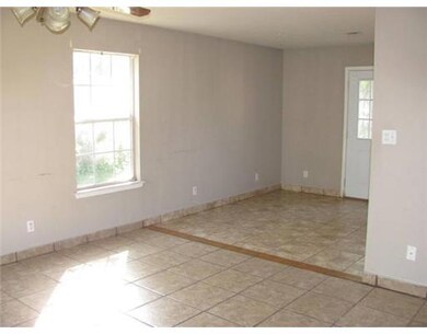 402 E Union St, Rogers, AR 72756 - photo 4