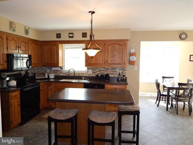 1522 Abbas Ave, Lancaster, PA 17602 - photo 4