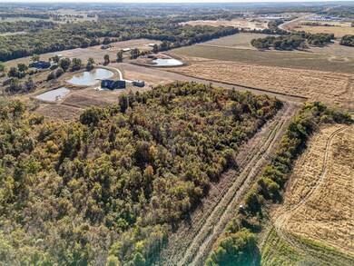 000 Lawrence 1200 C, Aurora, MO 65605 - photo 6