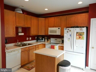 21023 Bedelia Way, Germantown, MD 20876 - photo 5