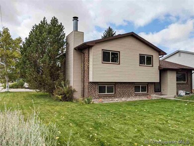 3525 Randy Rd, Cheyenne, WY 82001 - photo 2