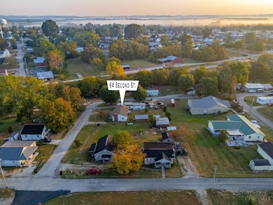 64 2nd St, Peebles, OH 45660 - photo 5