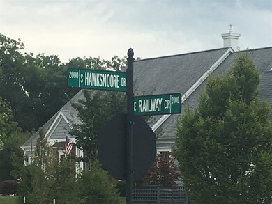 2001 E Railway Cir unit 41, Bloomington, IN 47401 - photo 3