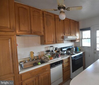 1852 Yakona Rd, Parkville, MD 21234 - photo 5