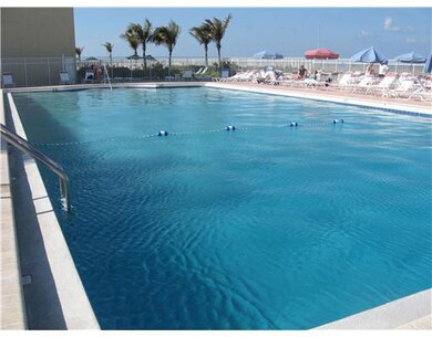 Swimming Pool/Hot Tub/Sauna. Riverfront heated poo