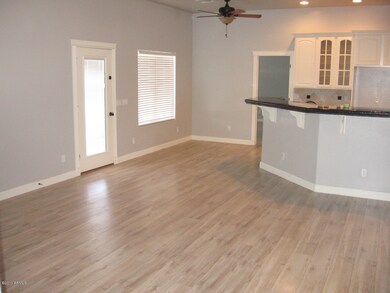 Living/Dining Area