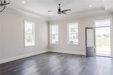 4959 Piety Dr, New Orleans, LA 70126 - photo 2