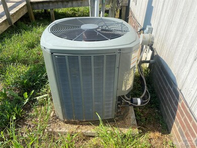 447 Cool Spring Rd, Statesville, NC 28625 - photo 6