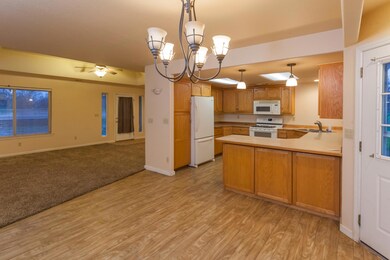 10095Frazier-MLS-16[1]