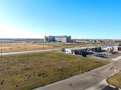 2101 36th Ave, Minot, ND 58701 - photo 2