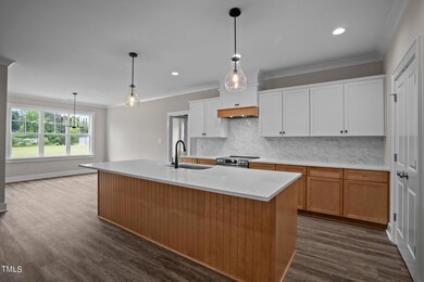 17-web-or-mls-_NFP6575