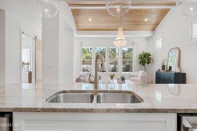 Kitchen Eating Space