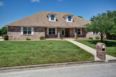 603 N Persimmon Dr-2