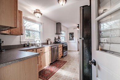 788 Highland Ave, South Portland, ME 04106 - photo 4