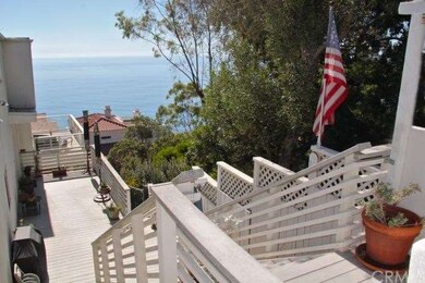 Dramatic views just inside the front gate! Terrace