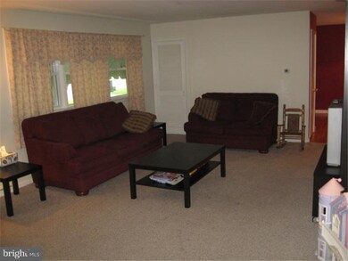 3332 Willow Grove Ave, Reading, PA 19605 - photo 4