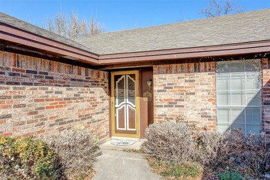 404 Mountainview Dr, Hurst, TX 76054 - photo 5