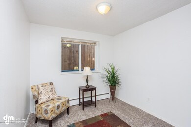 2805 W 29th Ave Anchorage AK-large-005-2