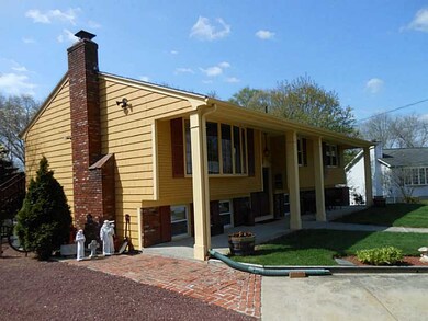 6 Pamela Dr, Greenville, RI 02828 - photo 2