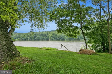 355 Mason Dr, Harpers Ferry, WV 25425 - photo 4