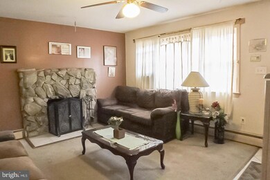 17470 Wilson St, Dumfries, VA 22026 - photo 4