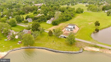 1504 E S Hambrooks Blvd, Cambridge, MD 21613 - photo 2