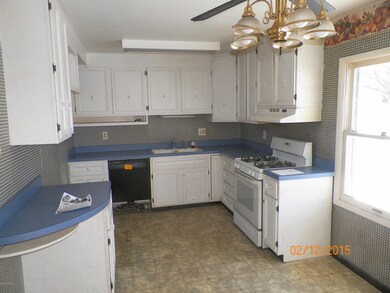 4170 Litchfield Dr, Dorr, MI 49323 - photo 2