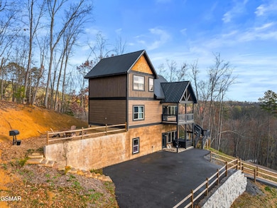 2232 Pinnacle Ridge Trail, Sevierville, TN 37876 - photo 2