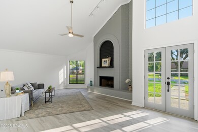 939 Rosedown Ln, Lafayette, LA 70503 - photo 2