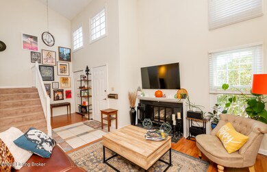656 Cobblestone Square (9)