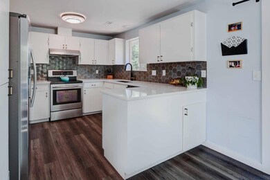 1721 NE Cackler Ln-7