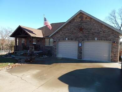 20155 Helios Ln, Saint Robert, MO 65584 - photo 2