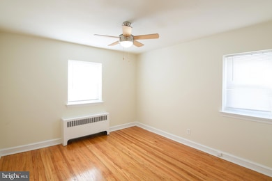 353 W Mt Airy Ave unit B-3, Philadelphia, PA 19119 - photo 5