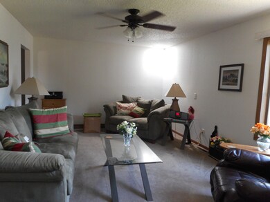 Living Room<|><|>