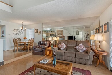 918 W Arrow Hwy unit A, Upland, CA 91786 - photo 5